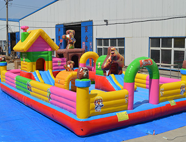 Boonie-Bears-Inflatable-Castle-10