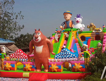 Boonie-Bears-Inflatable-Castle-11