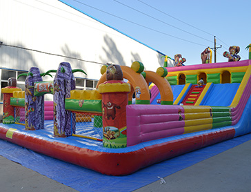 Boonie-Bears-Inflatable-Castle-12