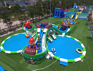 Ice-and-Snow-World-Inflatable-Castle-11