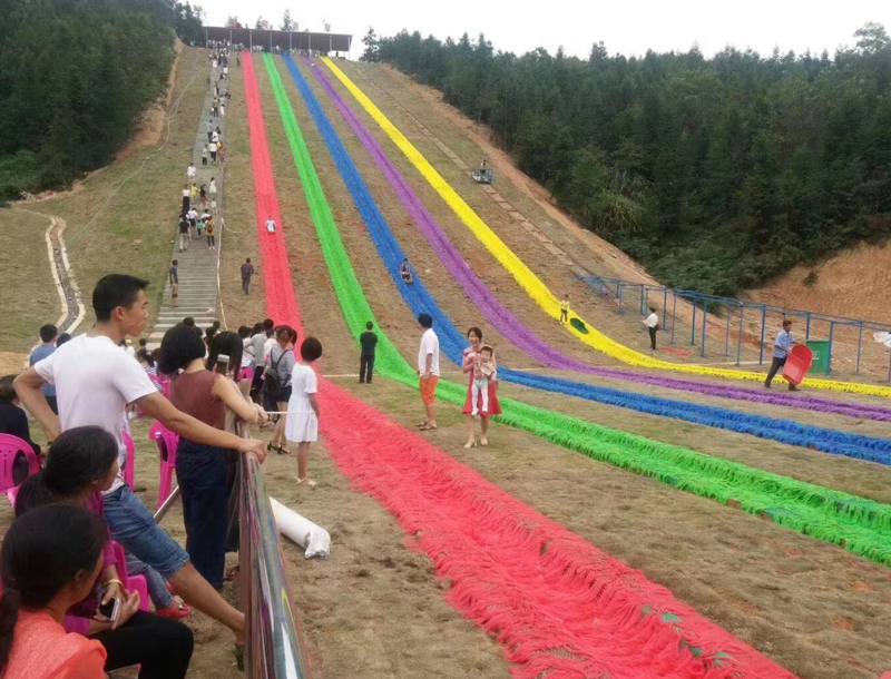 Rainbow Grass Sliding Slope Outdoor Playground Equipment