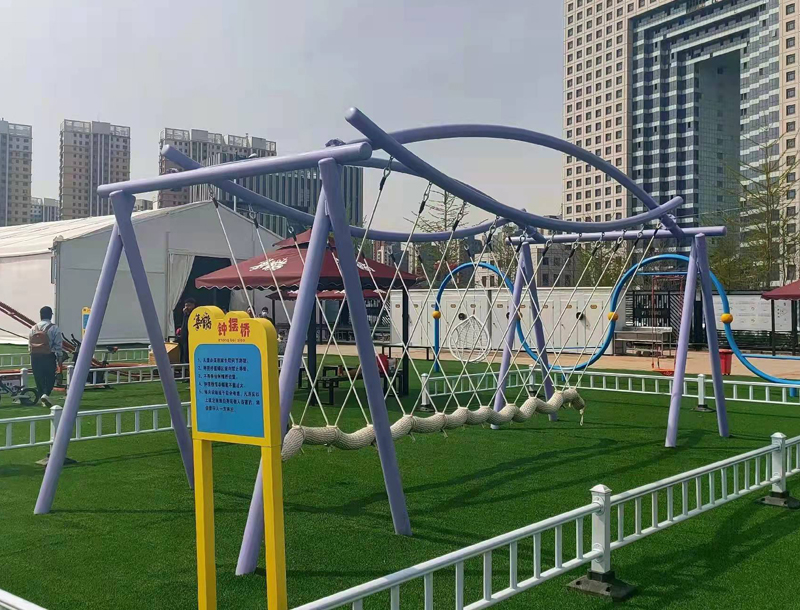 Single Dragon Swing Set