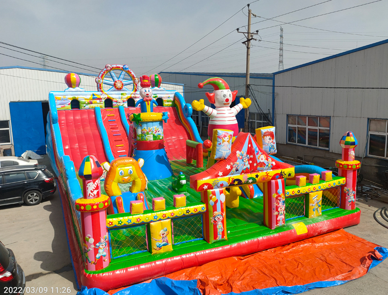 Crazy Ferris Wheel Circus Inflatable Castle