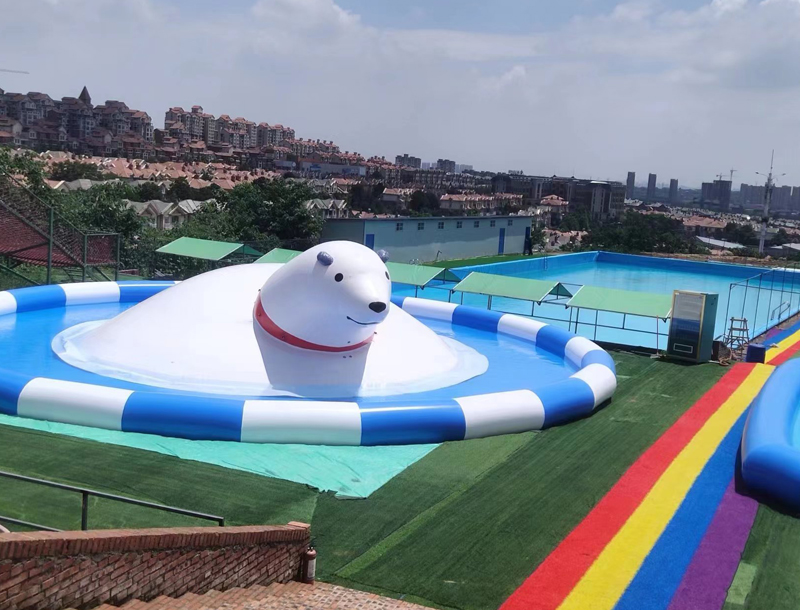 Polar Bear Inflatable Water Park Slide