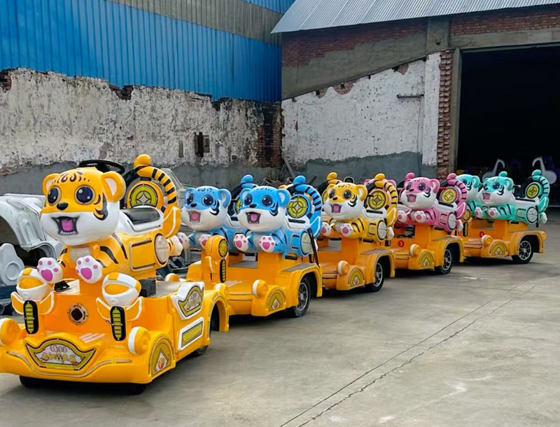 Tiger Girl's Money-Making Trackless Train
