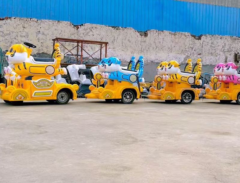 Tiger Girl's Money-Making Trackless Train