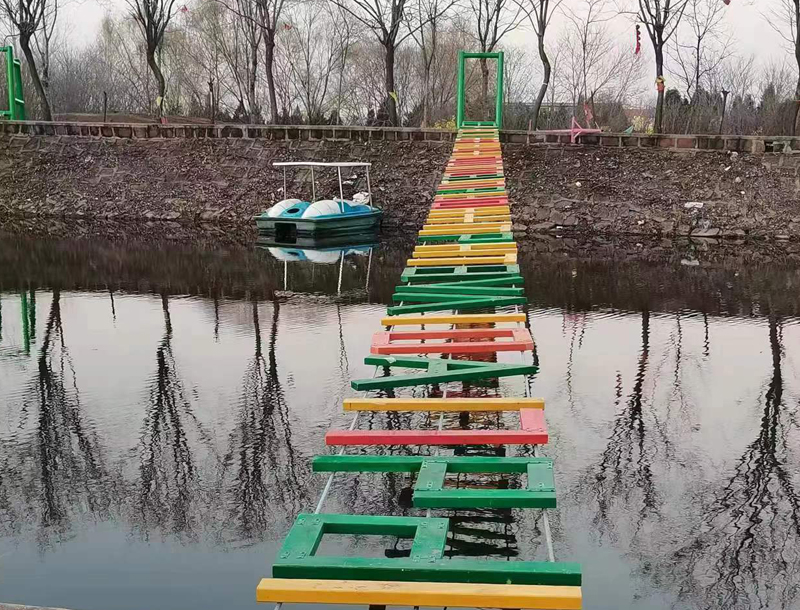 Outdoor Non-powered Water-Based Obstacle Course Equipment