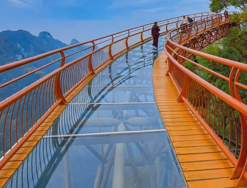 glass walkway in the scenic area
